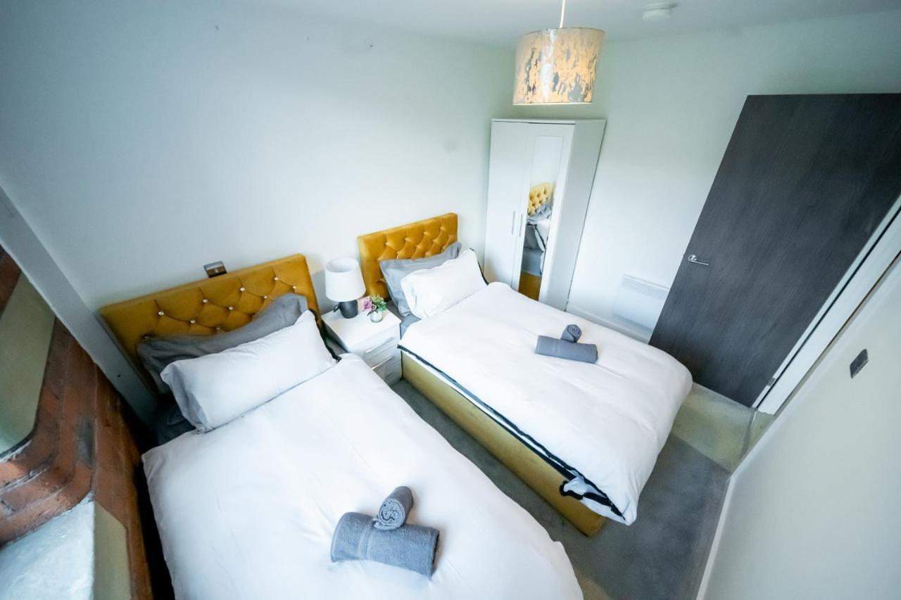 Bv Spacious 1-Bedroom Apartment Close To Town Center - Sleeps 6 Bradford  Luaran gambar
